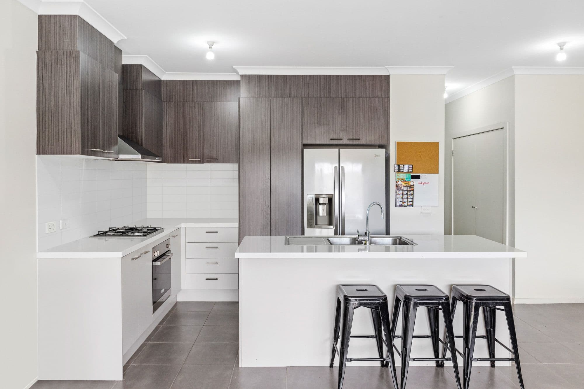 5 Thomas Carr Drive, Tarneit VIC 3029, Tarneit - Thumbnail 3
