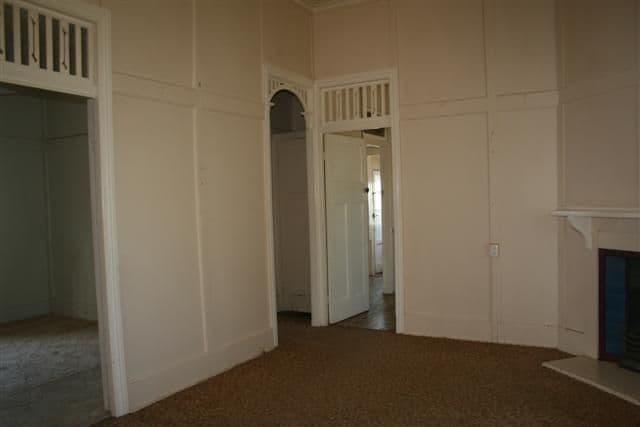 12 Arthur Street, ROMA QLD 4455, Roma - Thumbnail 2