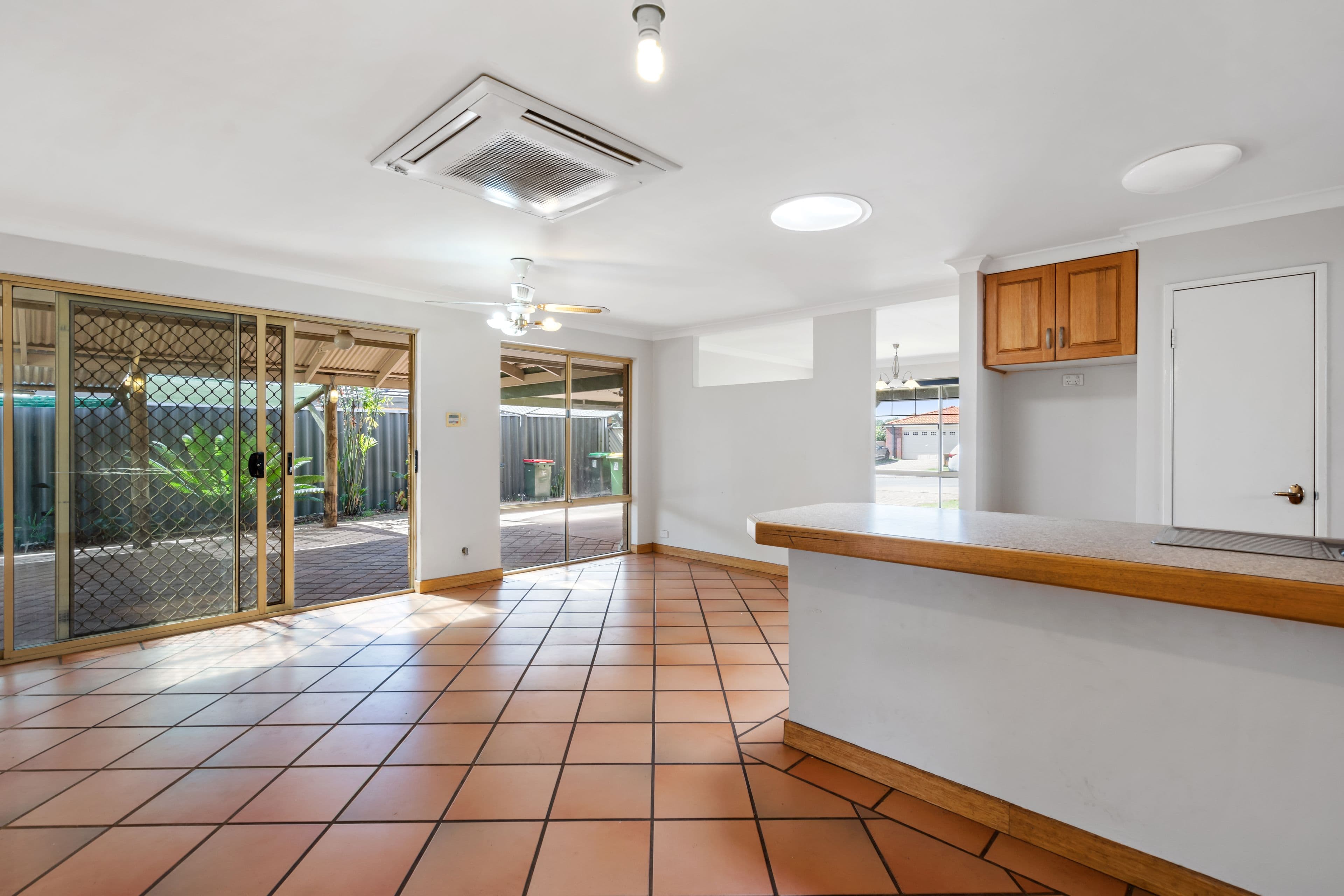 5 Derwent Crescent, Success WA 6164, Success - Thumbnail 5