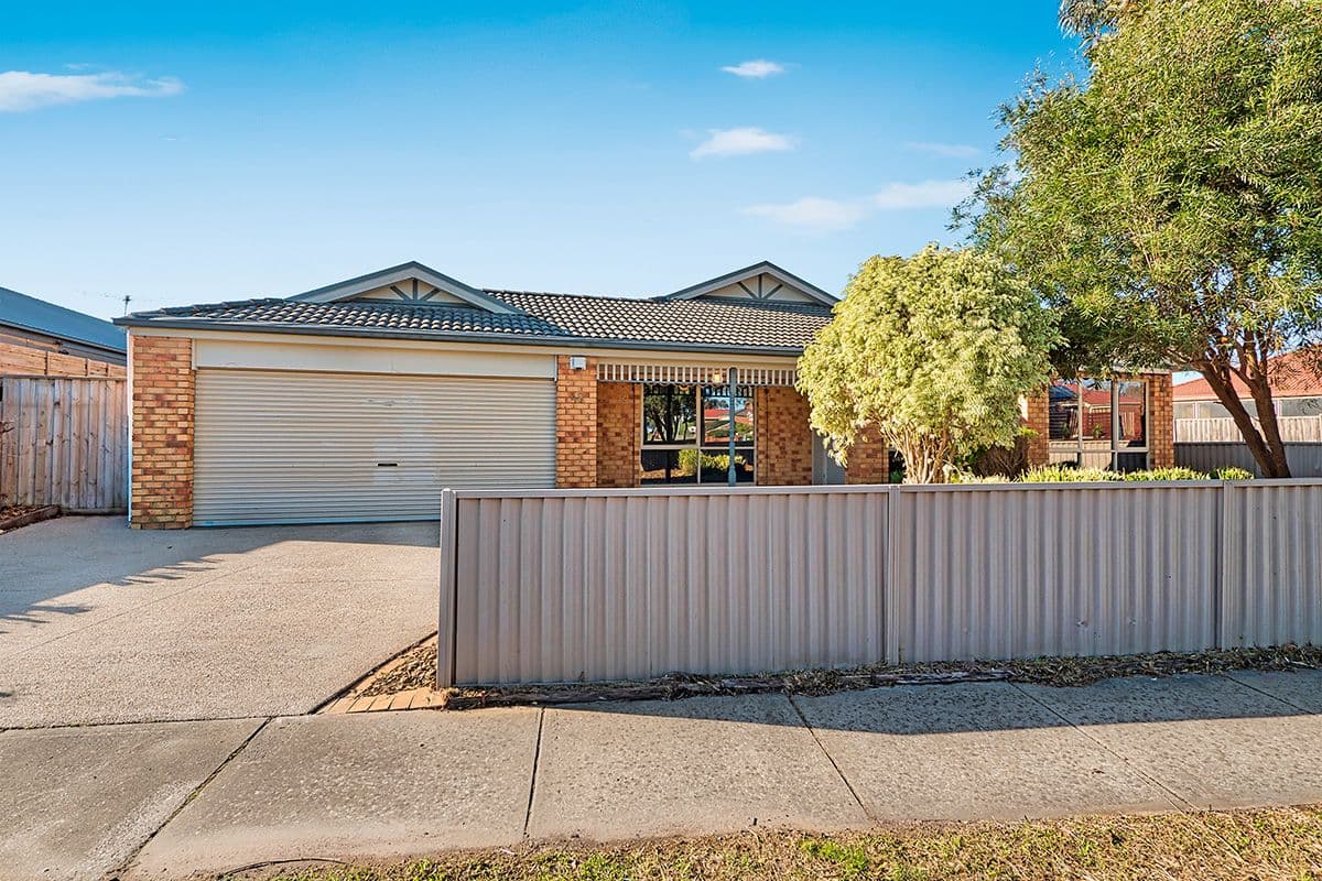 48 Brookland Greens Boulevard, Cranbourne VIC 3977, Cranbourne - Thumbnail 7