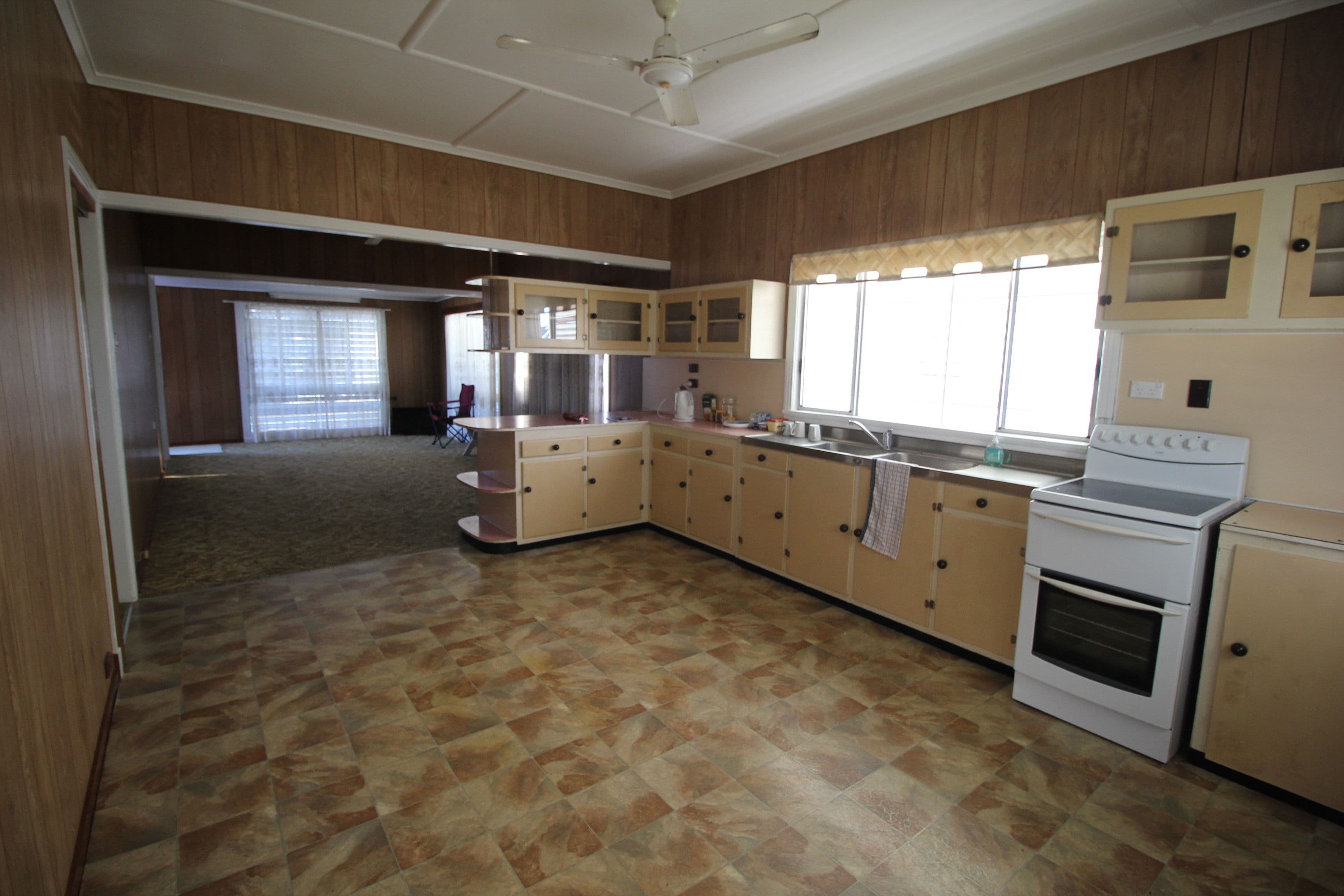 12 Clay Street, Ingham QLD 4850, Ingham - Thumbnail 2