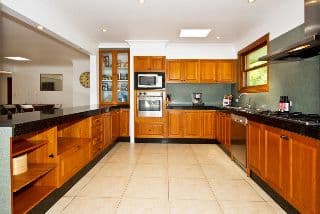 12 Gibraltar Drive, Isle Of Capri QLD 4217, Isle Of Capri - Thumbnail 5