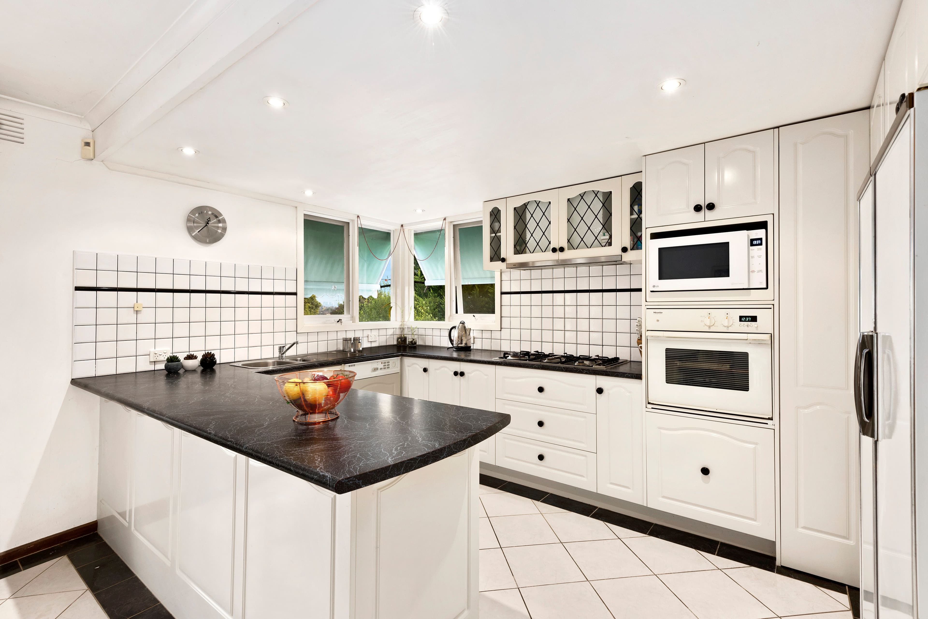2/40 Yarralea Street, Alphington, Alphington - Thumbnail 4