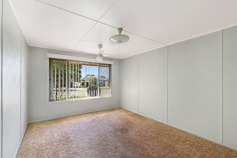 21 Smithfield Street, Harristown QLD 4350, Harristown - Thumbnail 3