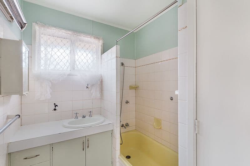 21 Smithfield Street, Harristown QLD 4350, Harristown - Thumbnail 7