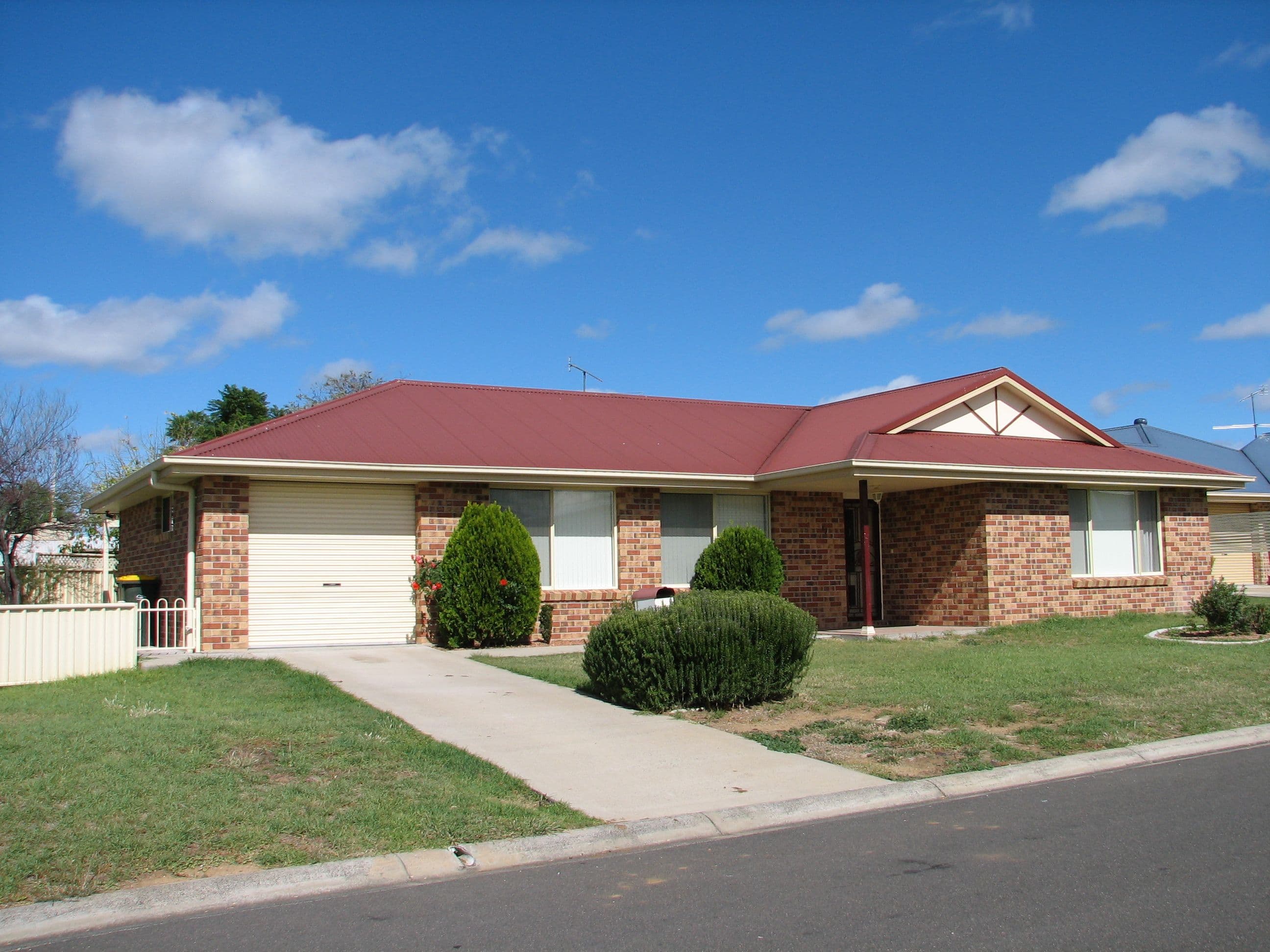 17 Karwin Street, TAMWORTH NSW 2340, South Tamworth - Image 1