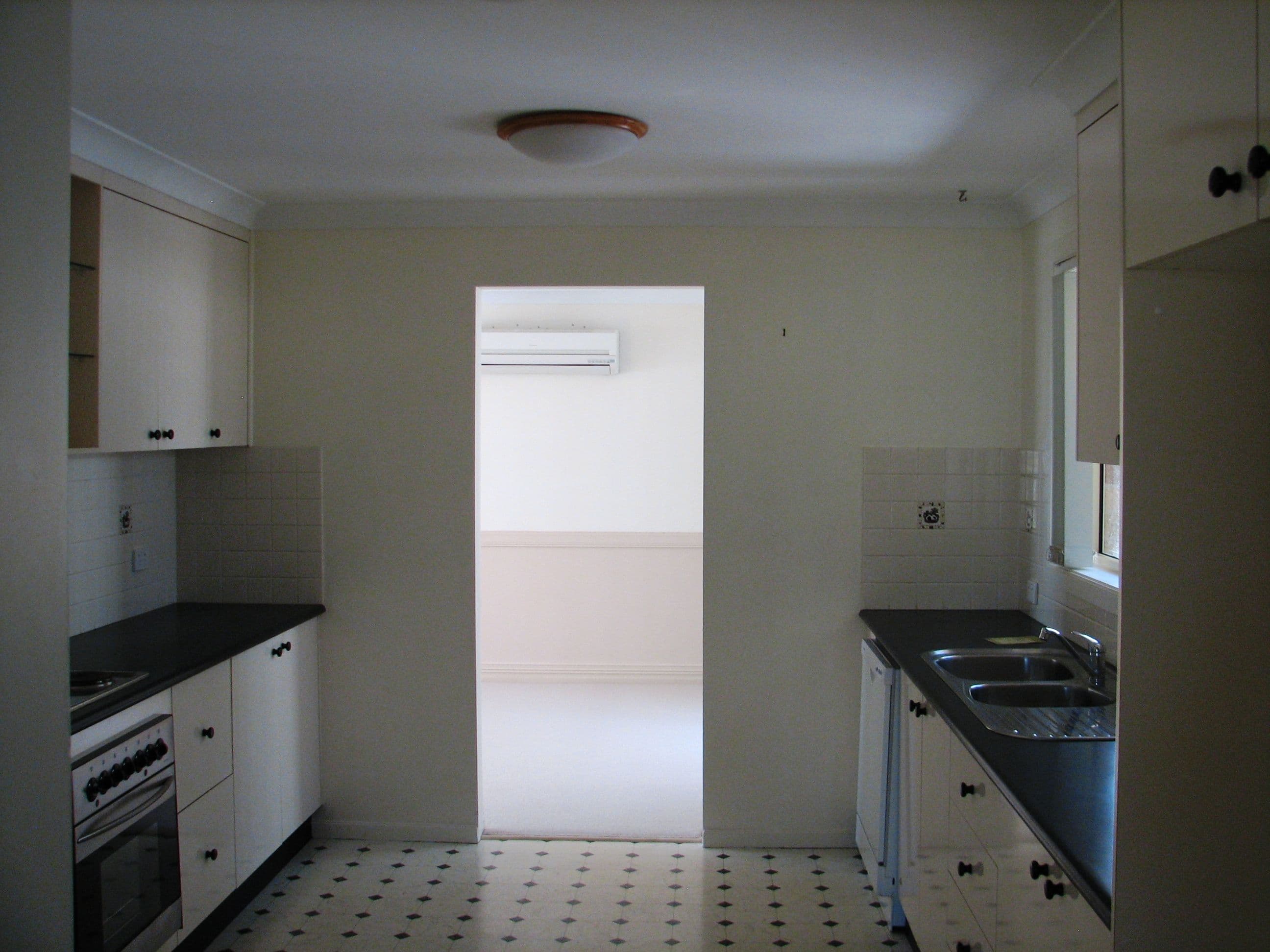 17 Karwin Street, TAMWORTH NSW 2340, South Tamworth - Thumbnail 2