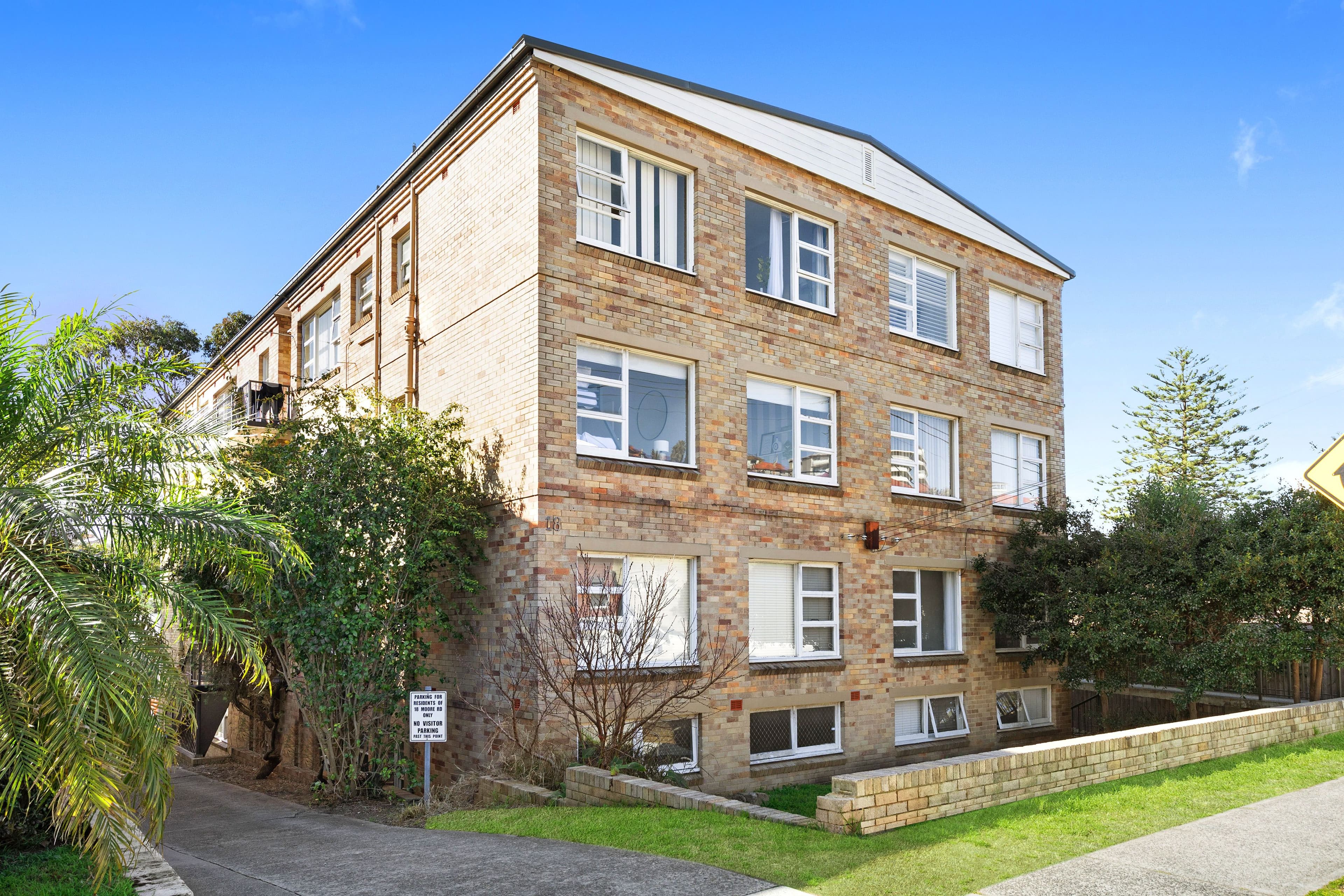 18 Moore Road, Freshwater NSW 2096, Freshwater - Thumbnail 4