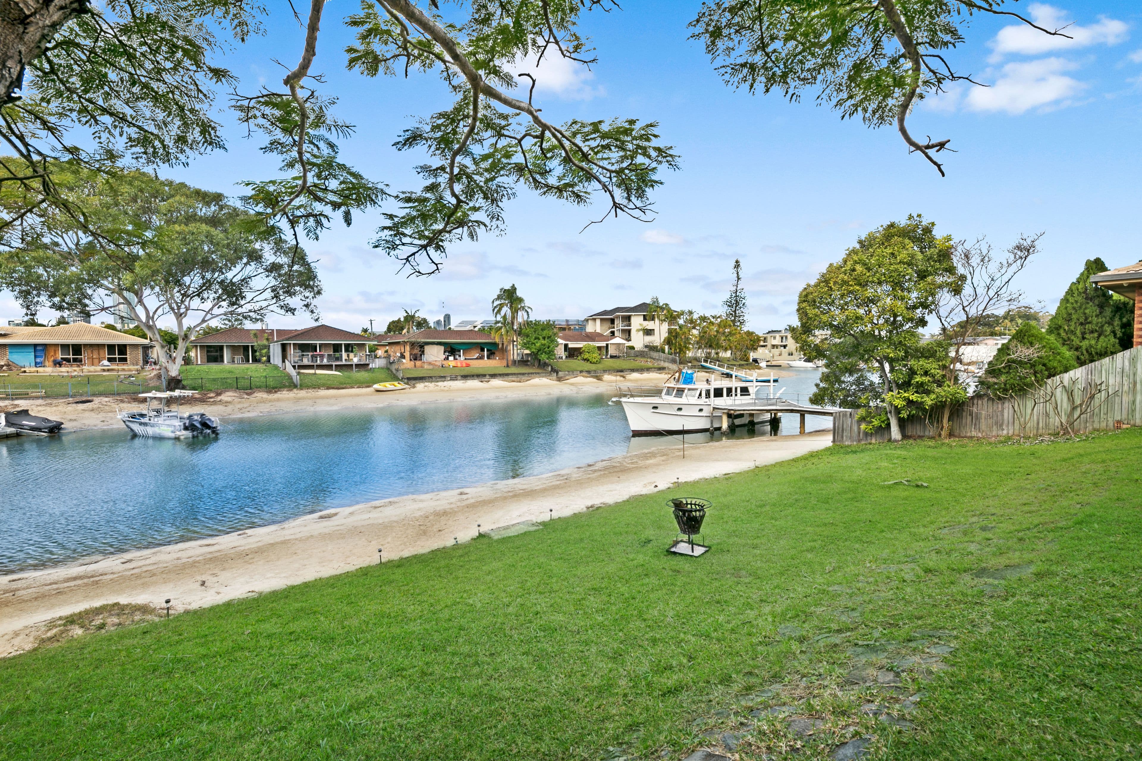 109 Bundall Road, Surfers Paradise QLD 4217, Surfers Paradise - Thumbnail 2