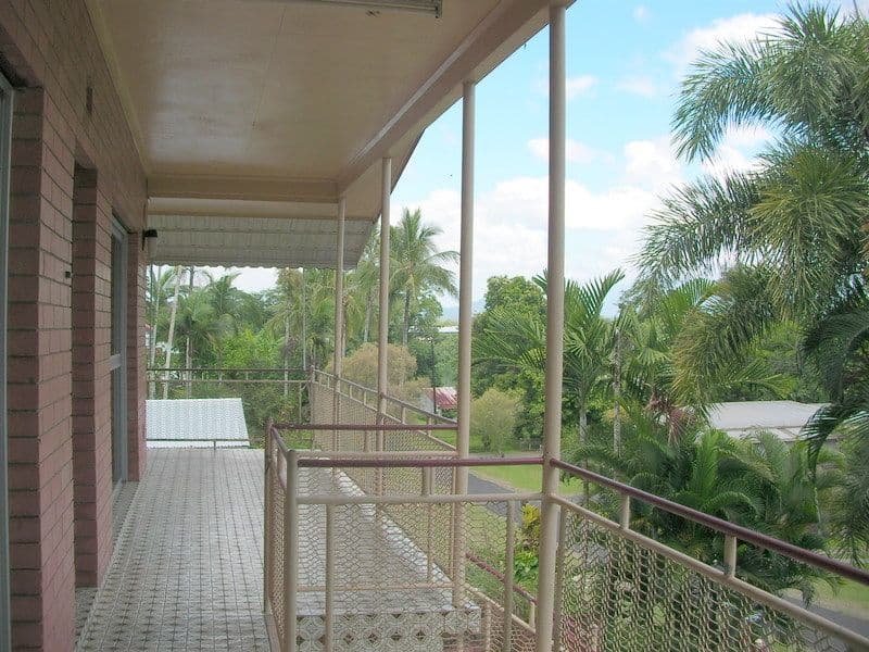 8 Bartle Street, EAST INNISFAIL QLD 4860, East Innisfail - Thumbnail 3