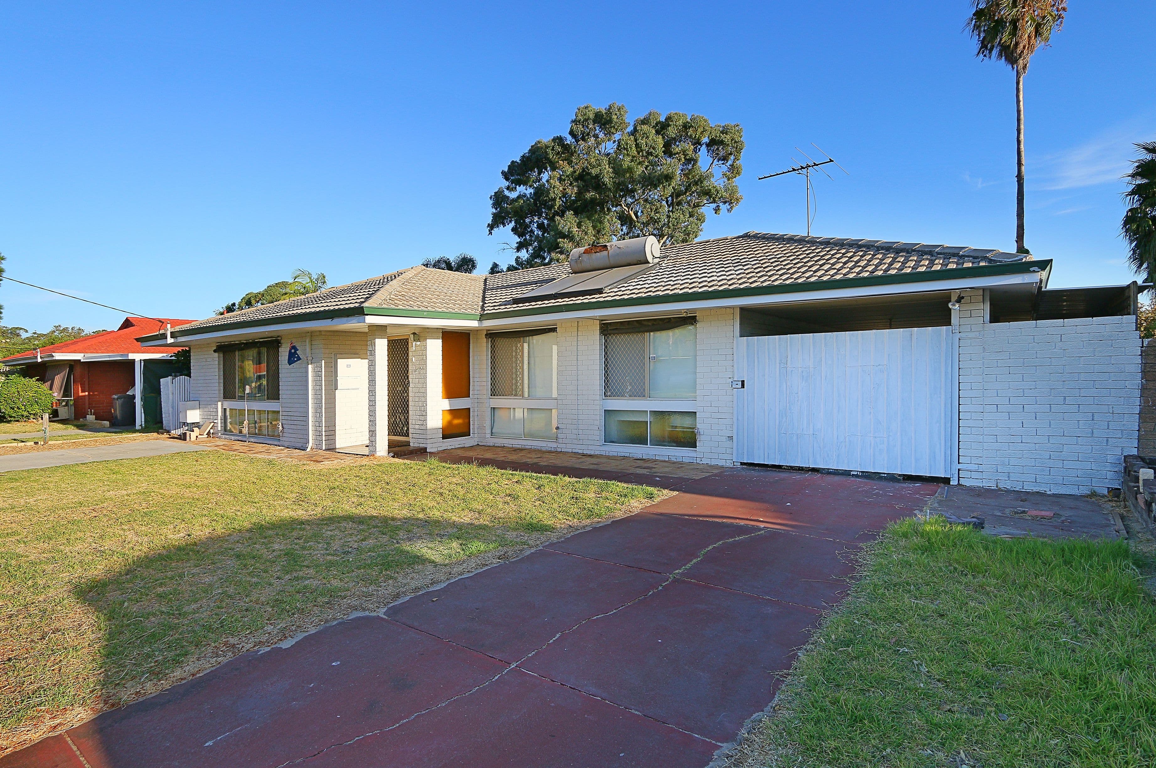 11 Lunar Way, Beckenham WA 6107, Beckenham - Thumbnail 2