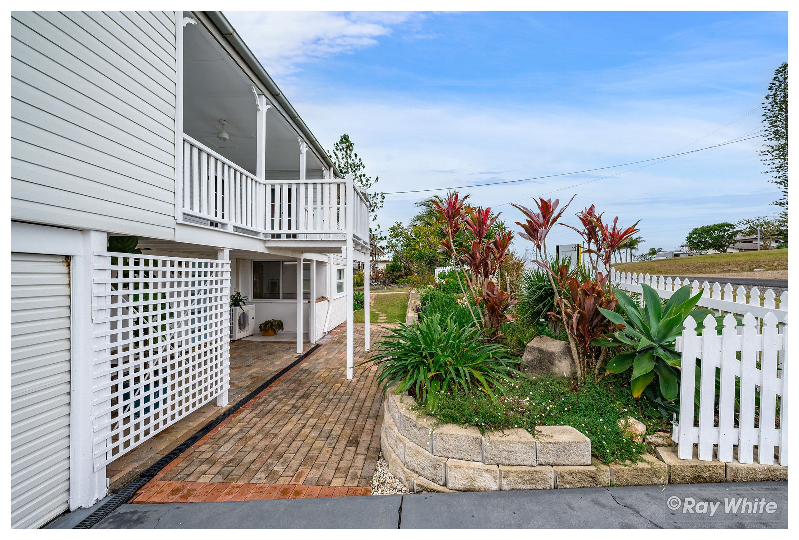 20 Higson Street, Emu Park QLD 4710, Emu Park - Thumbnail 3