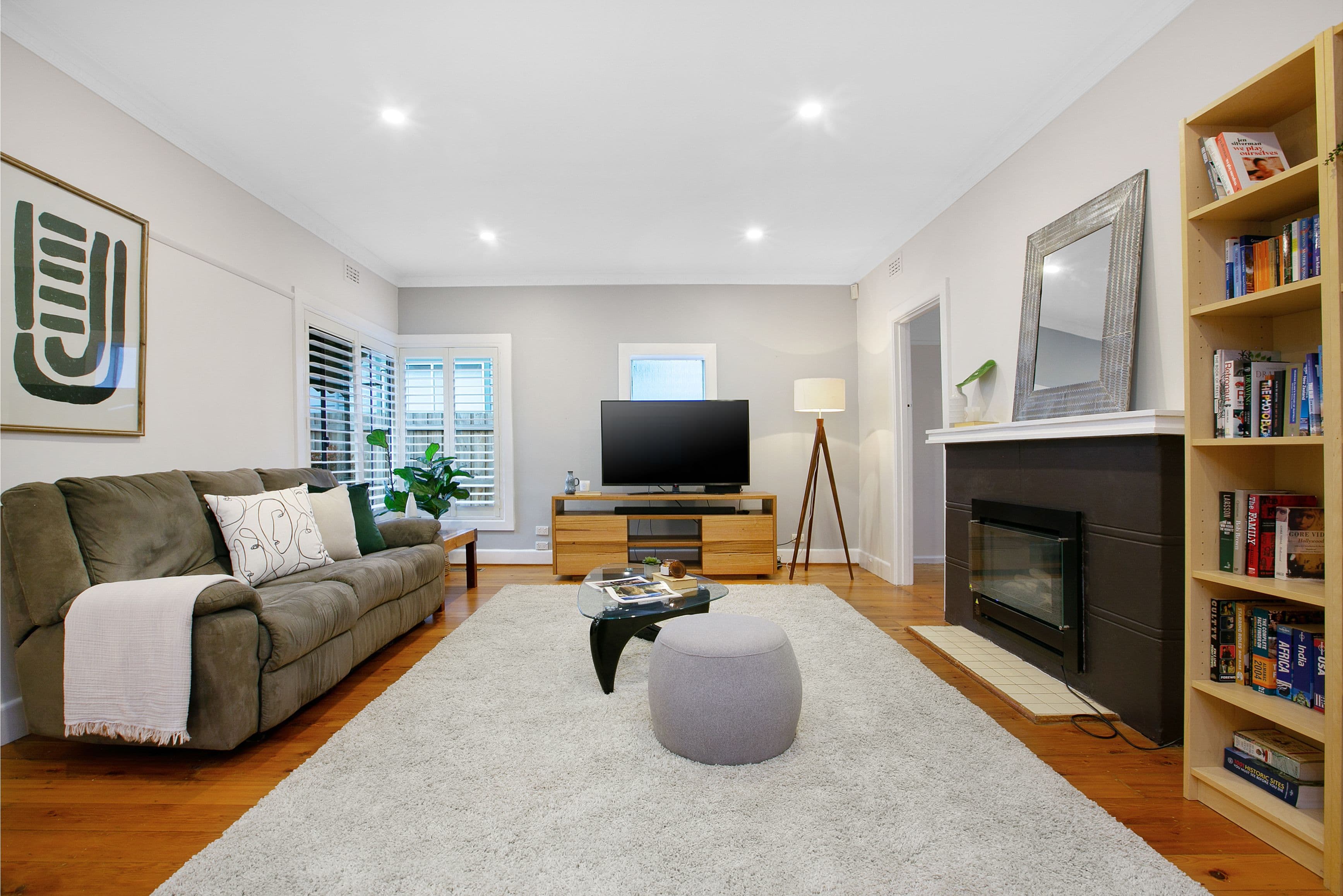 30 Gloucester Street, Reservoir VIC 3073, Reservoir - Thumbnail 2