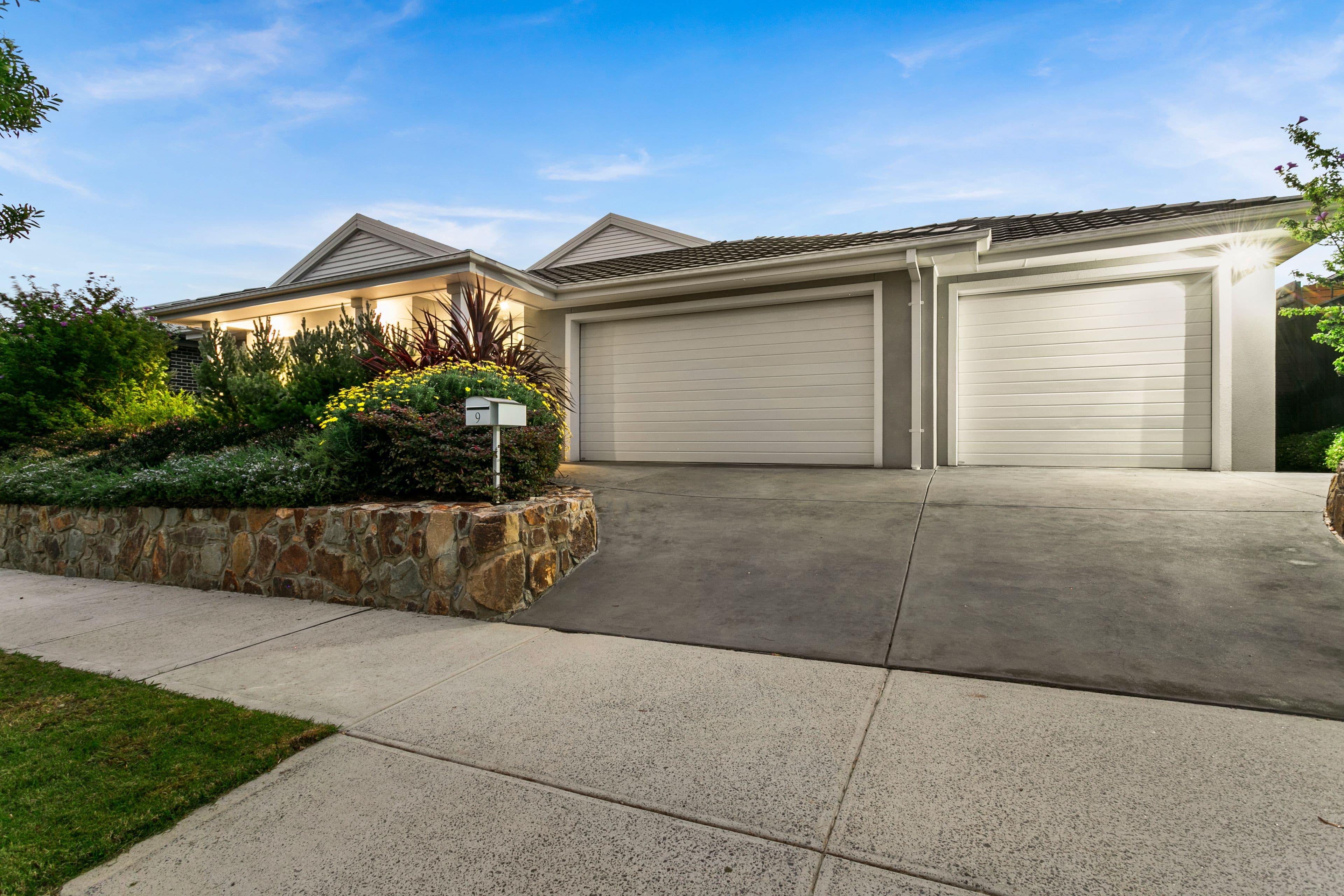 9 Riverhill Road, Officer VIC 3809, Officer - Thumbnail 2