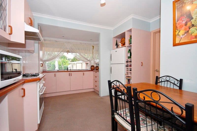 59 BLAZEY Road, CROYDON SOUTH VIC 3136, Croydon South - Thumbnail 4