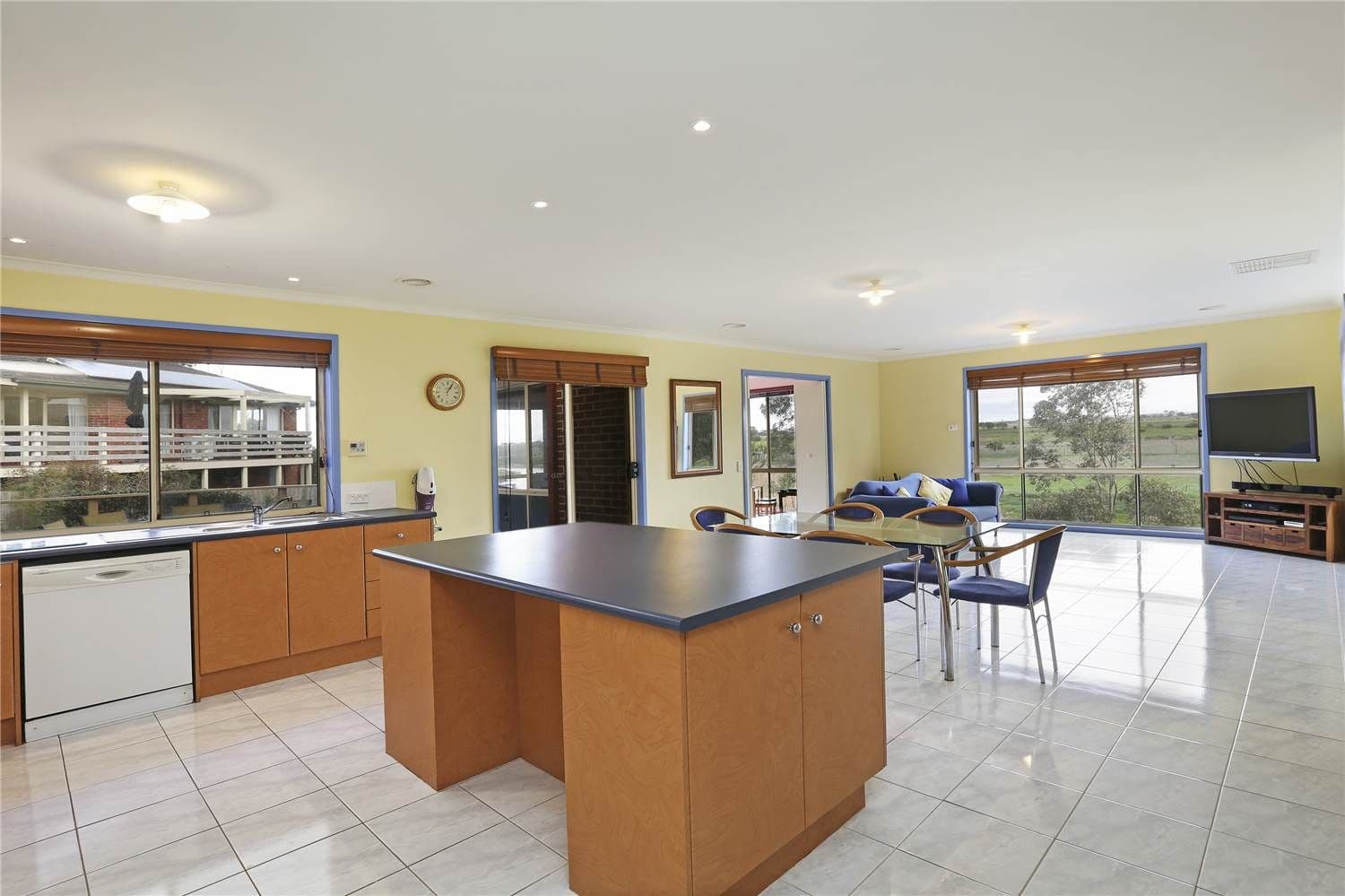 7 Bellchambers Court, LARA VIC 3212, Lara - Thumbnail 6