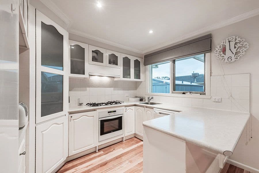 14 Dianne Avenue, Craigieburn VIC 3064, Craigieburn - Thumbnail 2