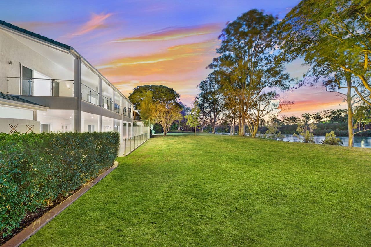 10 Aranui Street, Yeronga QLD 4104, Yeronga - Thumbnail 2