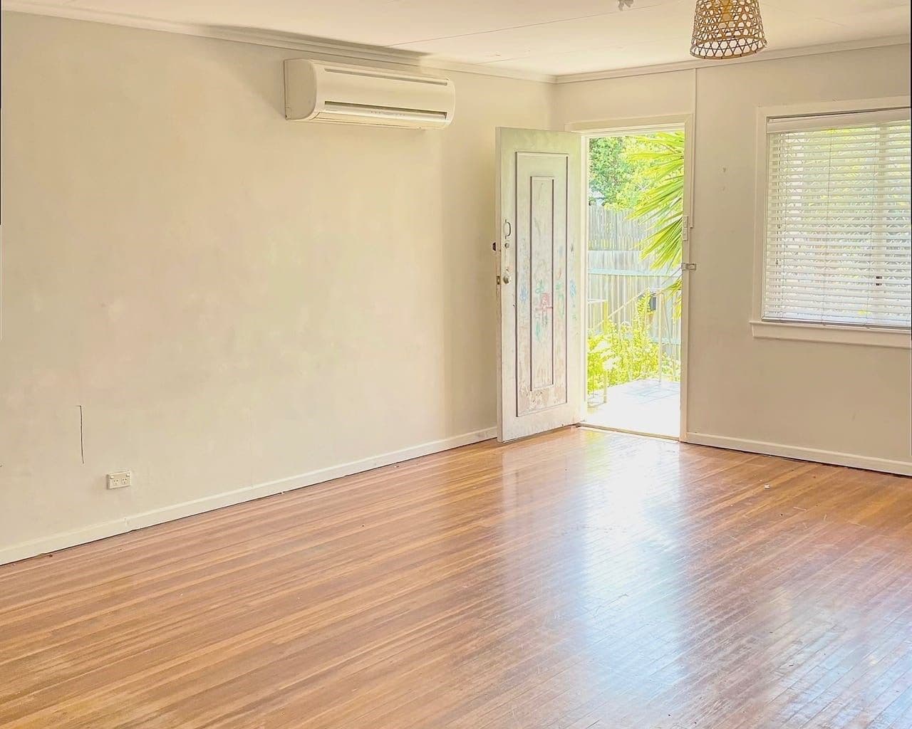 29 Madison Street, Woodridge QLD 4114, Woodridge - Thumbnail 3