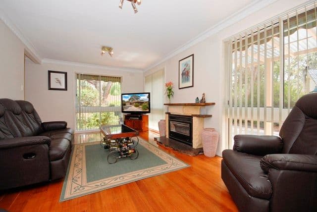 32  LEE ANN Crescent, CROYDON VIC 3136, Croydon - Thumbnail 2