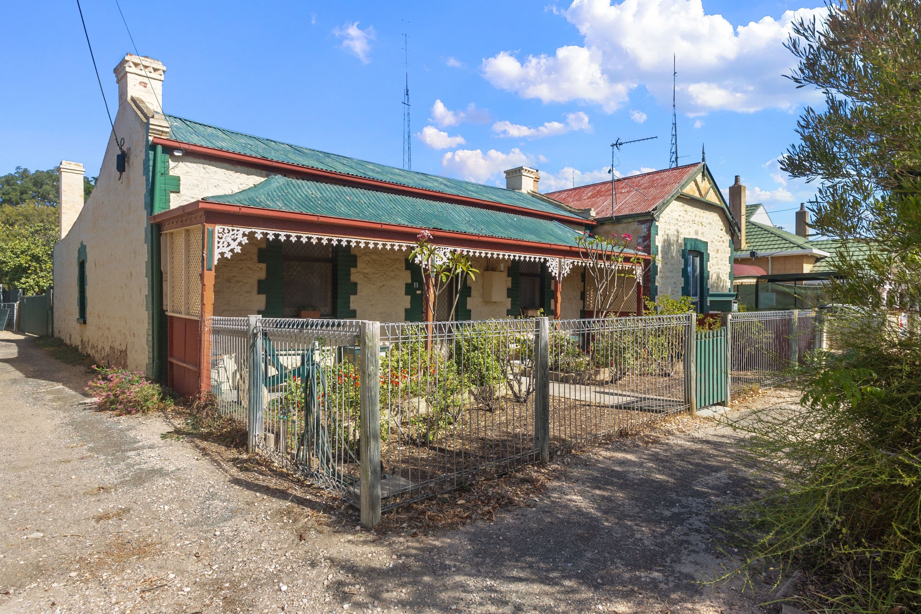 11 Caroline Street, Moonta SA 5558, Moonta - Thumbnail 2