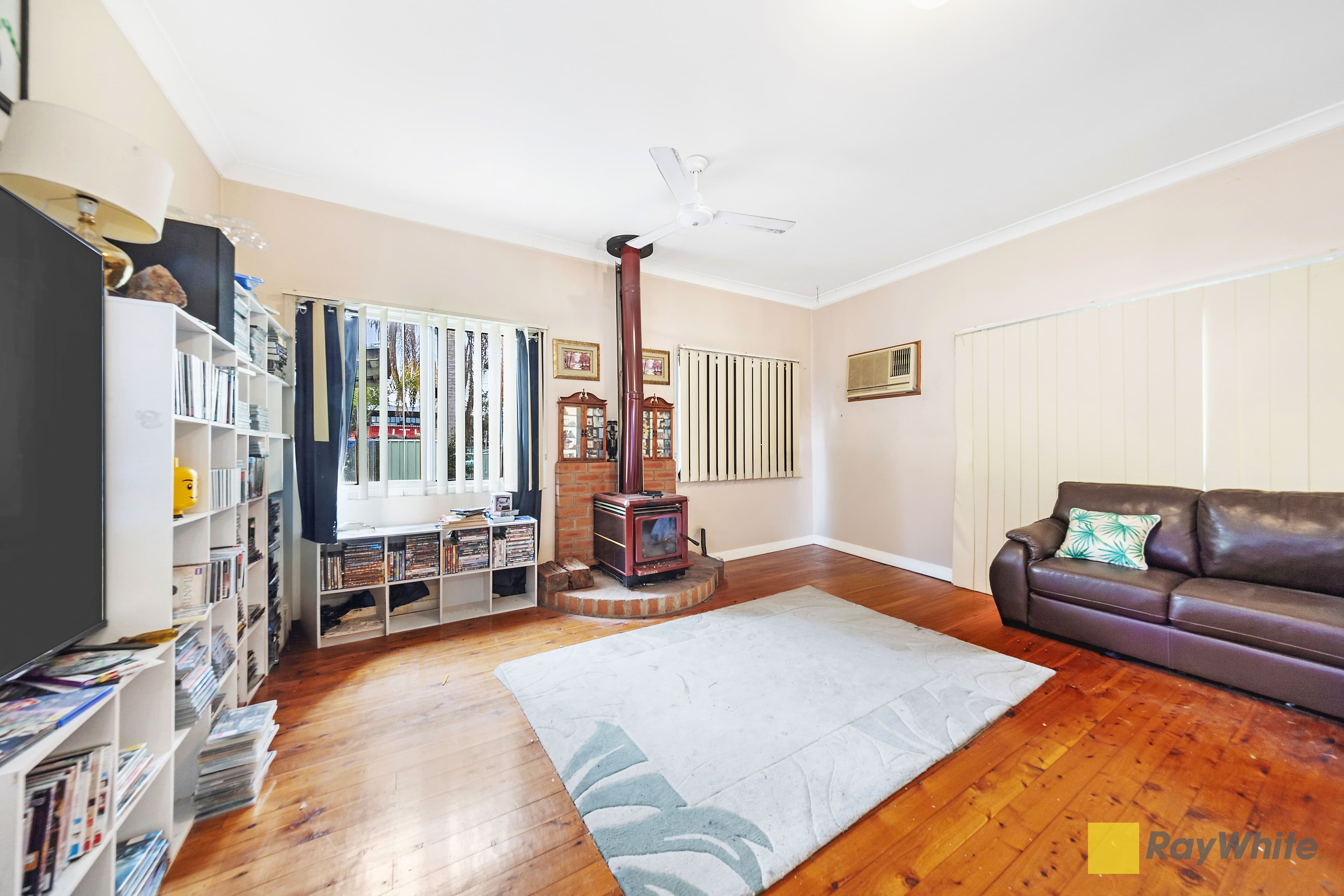 11 Cacia Avenue, Seven Hills NSW 2147, Seven Hills - Thumbnail 2