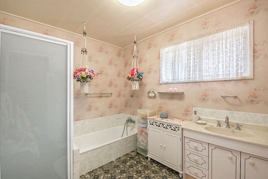 7 Sylvan Court, Kallangur QLD 4503, Kallangur - Thumbnail 2