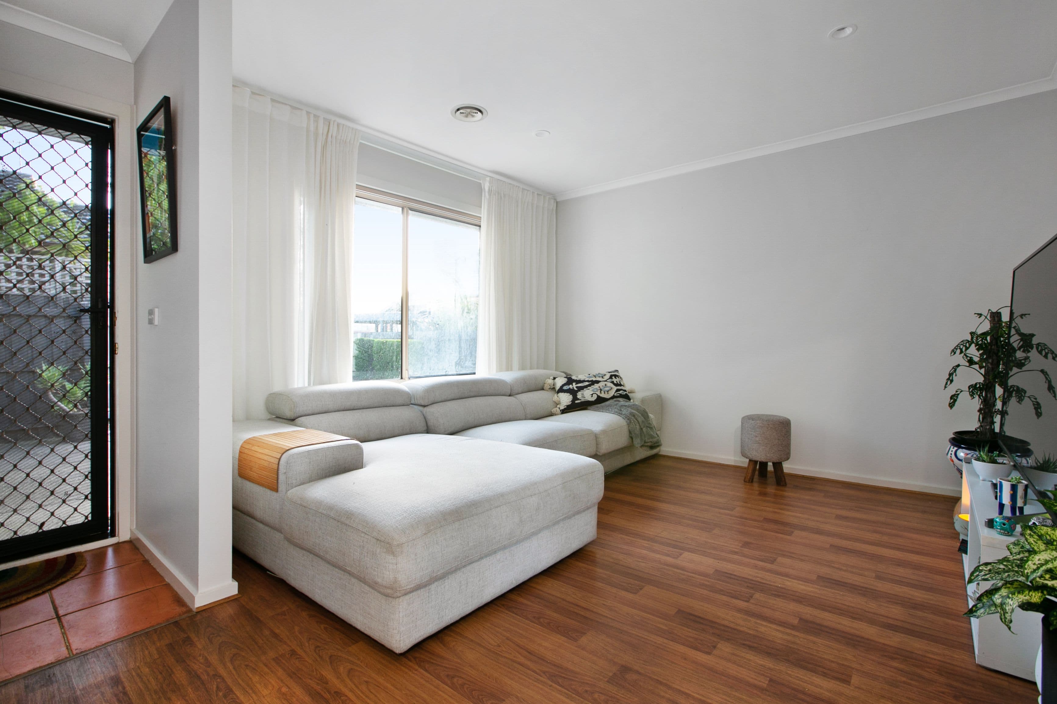 12A North Crescent, Heidelberg West VIC 3081, Heidelberg West - Thumbnail 2
