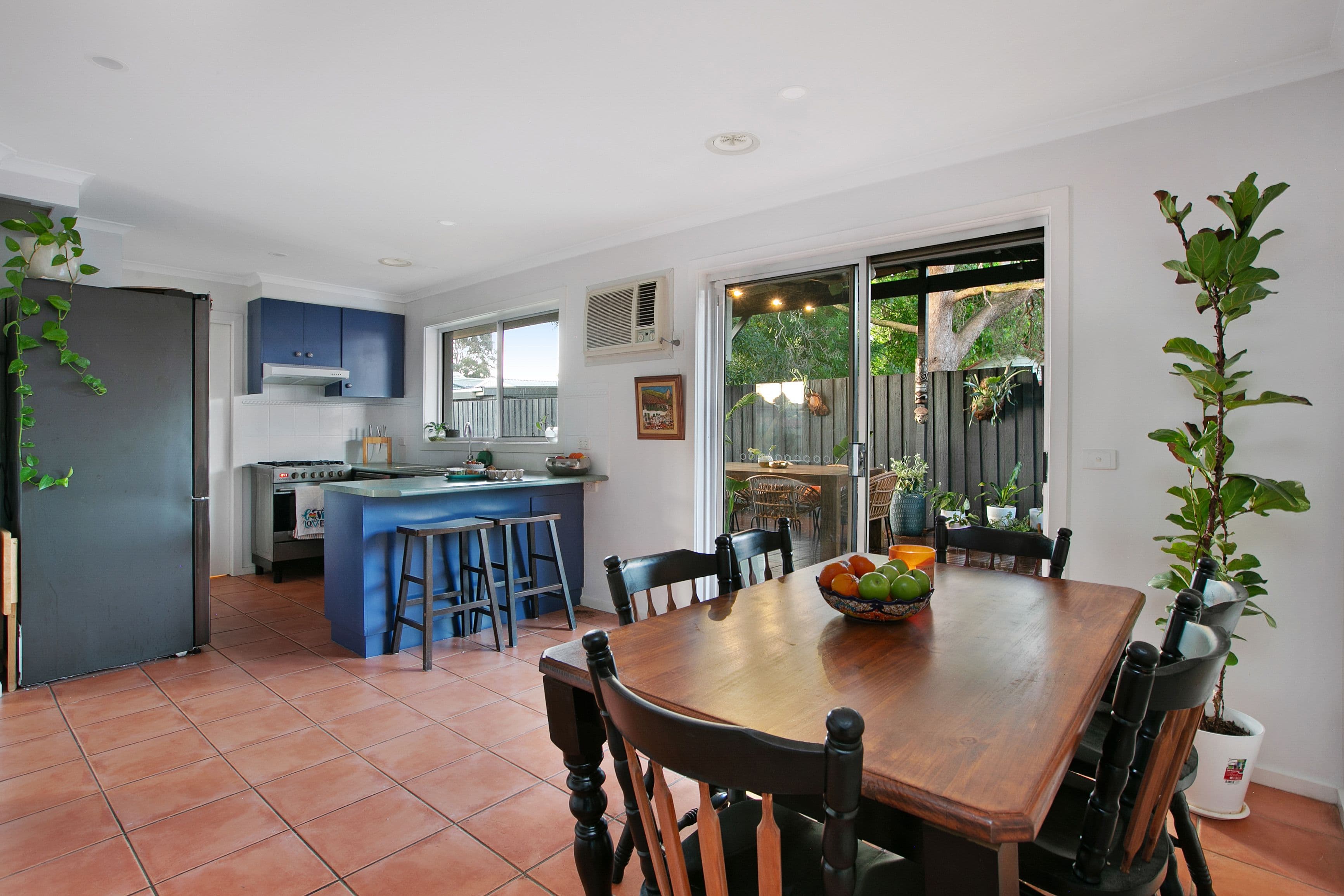 12A North Crescent, Heidelberg West VIC 3081, Heidelberg West - Thumbnail 3