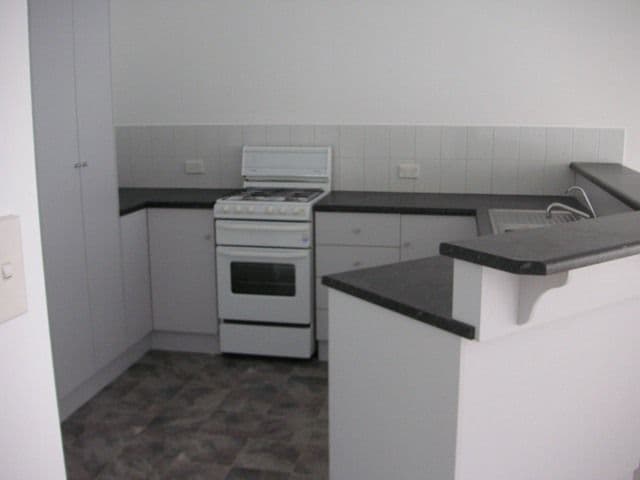 10 Schuit Crescent, POORAKA SA 5095, Pooraka - Thumbnail 5