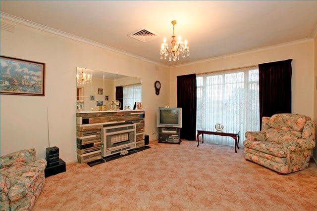 19 Lucille Avenue, RESERVOIR VIC 3073, Reservoir - Thumbnail 3