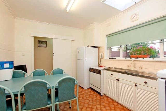 19 Lucille Avenue, RESERVOIR VIC 3073, Reservoir - Thumbnail 5