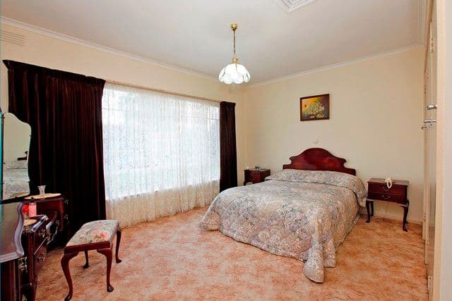 19 Lucille Avenue, RESERVOIR VIC 3073, Reservoir - Thumbnail 6