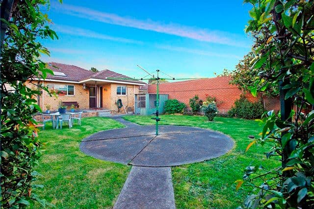19 Lucille Avenue, RESERVOIR VIC 3073, Reservoir - Thumbnail 7
