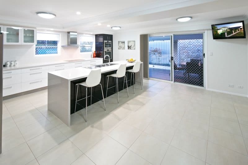 1 Peters Court, WELLINGTON POINT QLD 4160, Wellington Point - Thumbnail 5