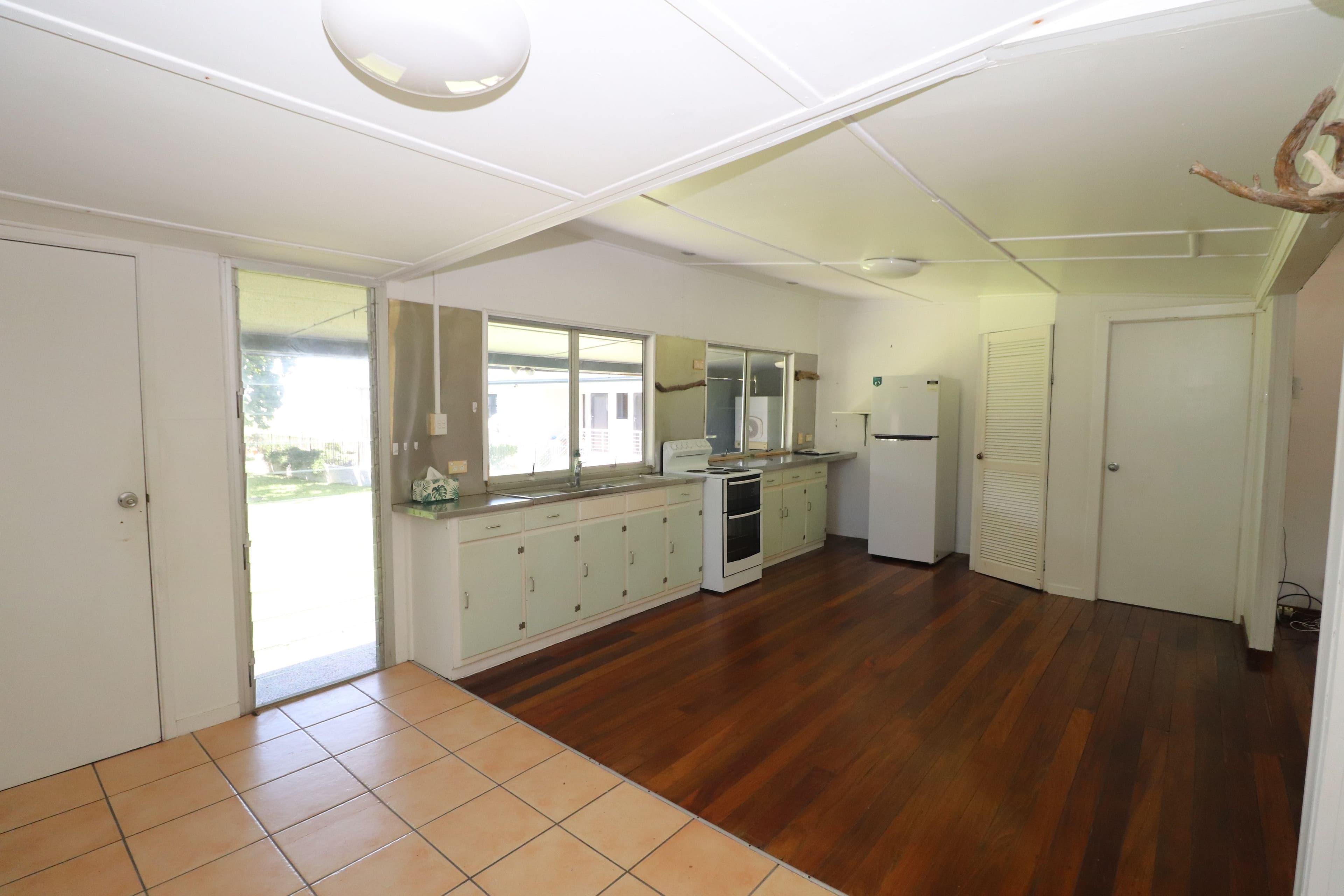 42 Willow Street, Forrest Beach QLD 4850, Forrest Beach - Thumbnail 7