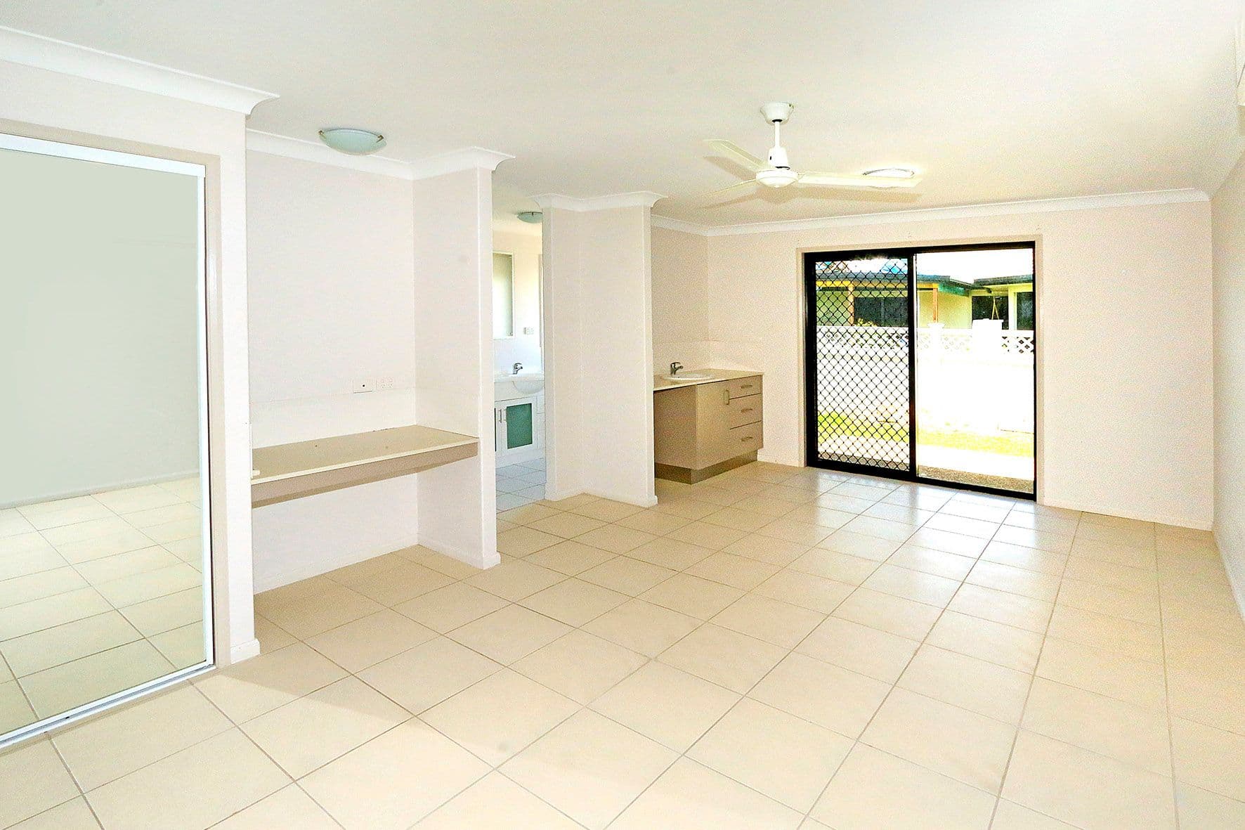 41 Monte Carlo Avenue, Zilzie QLD 4710, Zilzie - Thumbnail 5