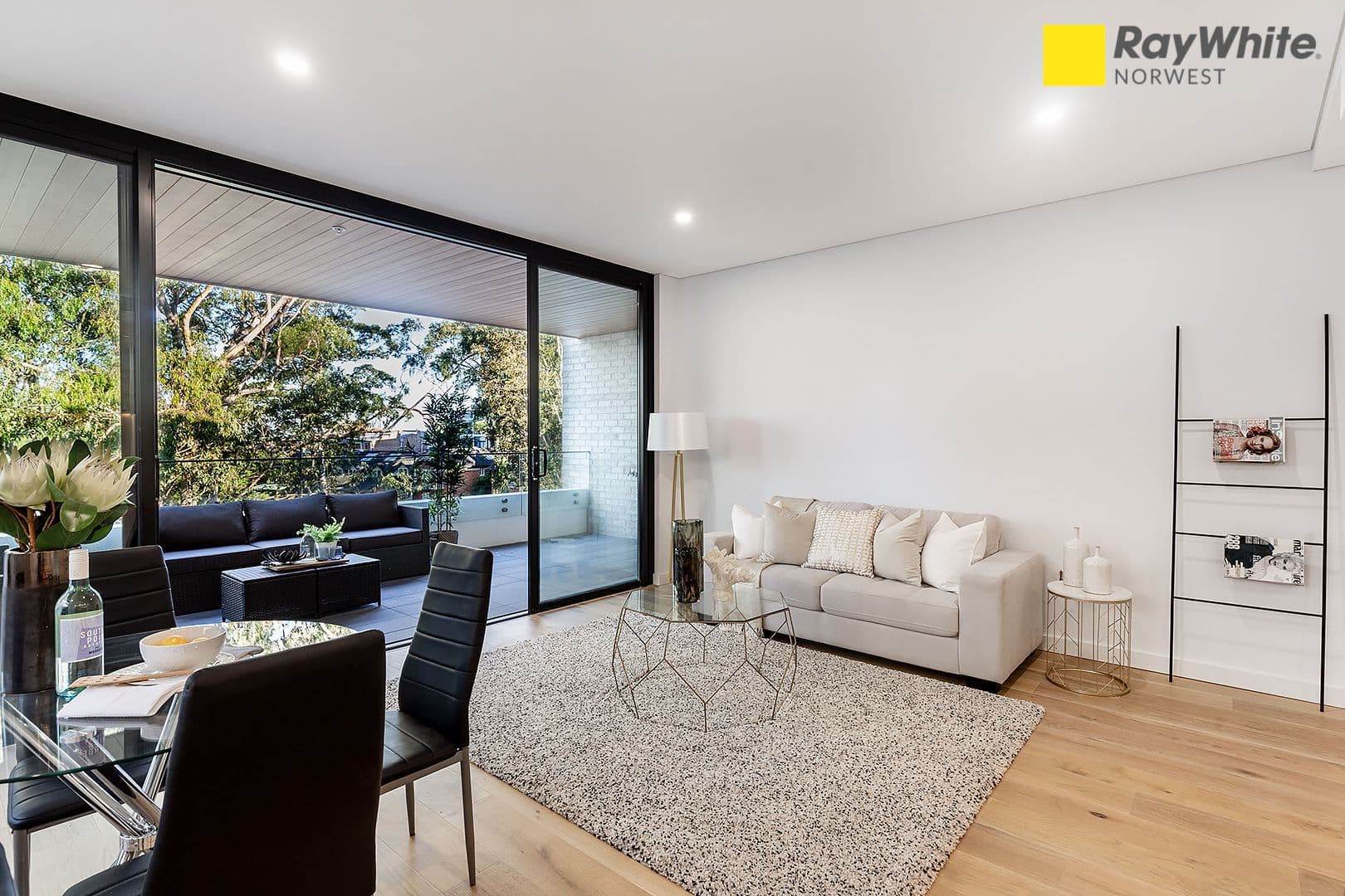 16 Park Crescent, Pymble NSW 2073, Pymble - Thumbnail 2