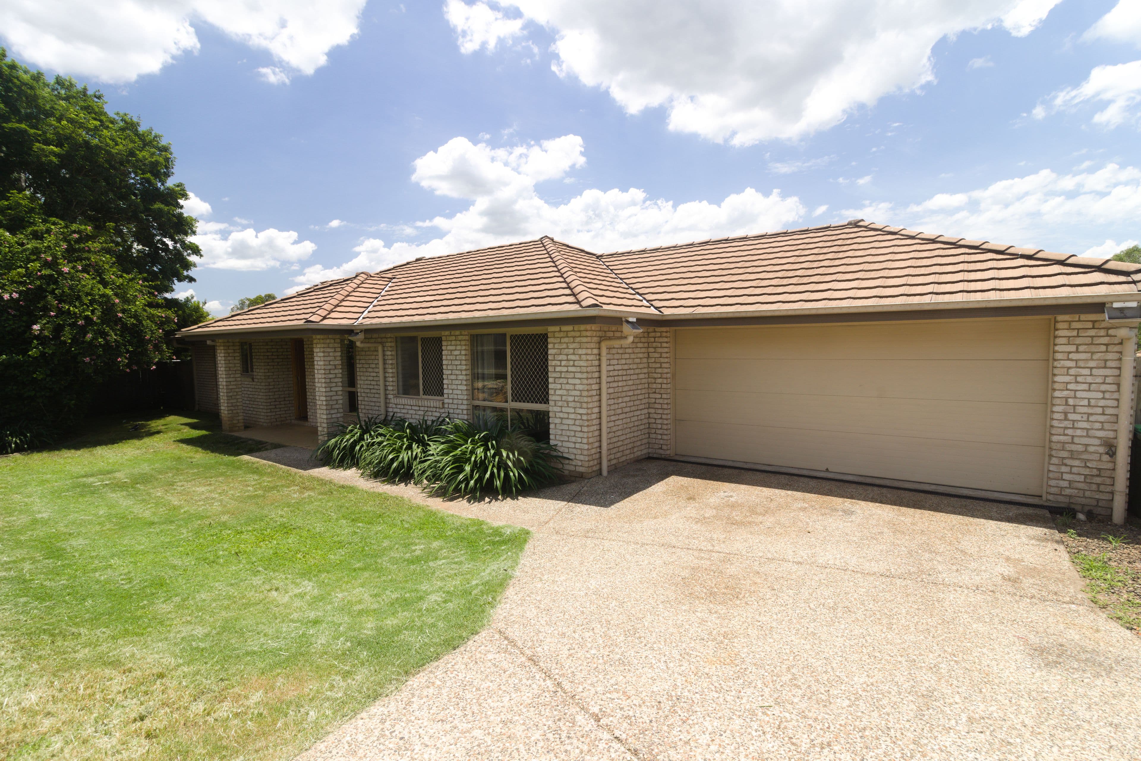 82 Avon Street, Leichhardt QLD 4305, Leichhardt - Image 1