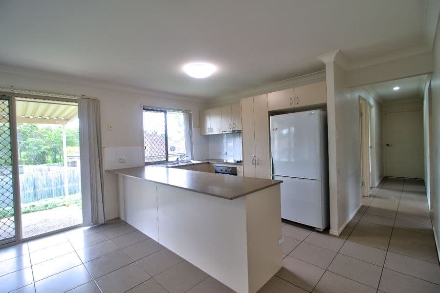 82 Avon Street, Leichhardt QLD 4305, Leichhardt - Thumbnail 3
