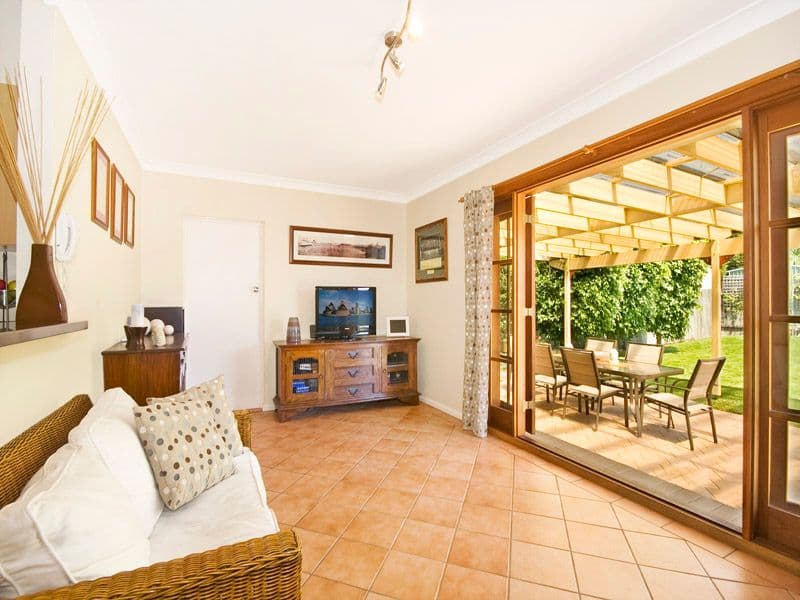 57 Violet Street, MIRANDA NSW 2228, Miranda - Thumbnail 3