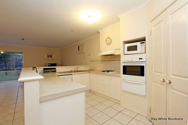 6 Timberglades Drive, BUNDOORA VIC 3083, Bundoora - Thumbnail 8