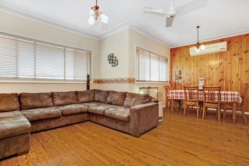 20 Vineyard Avenue, SMITHFIELD NSW 2164, Smithfield - Thumbnail 3