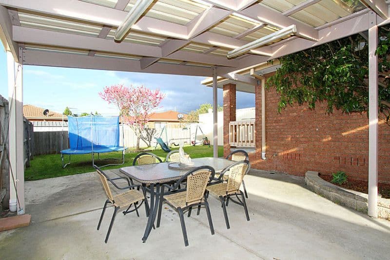 13 Bronsdon Court, MILL PARK VIC 3082, Mill Park - Thumbnail 8
