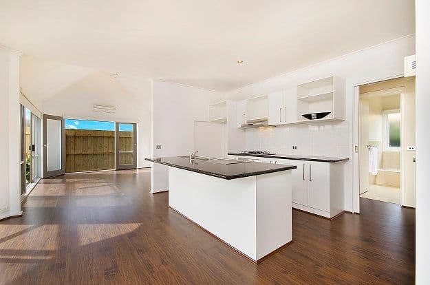 3B Waurn Park Court, BELMONT VIC 3216, Belmont - Thumbnail 2