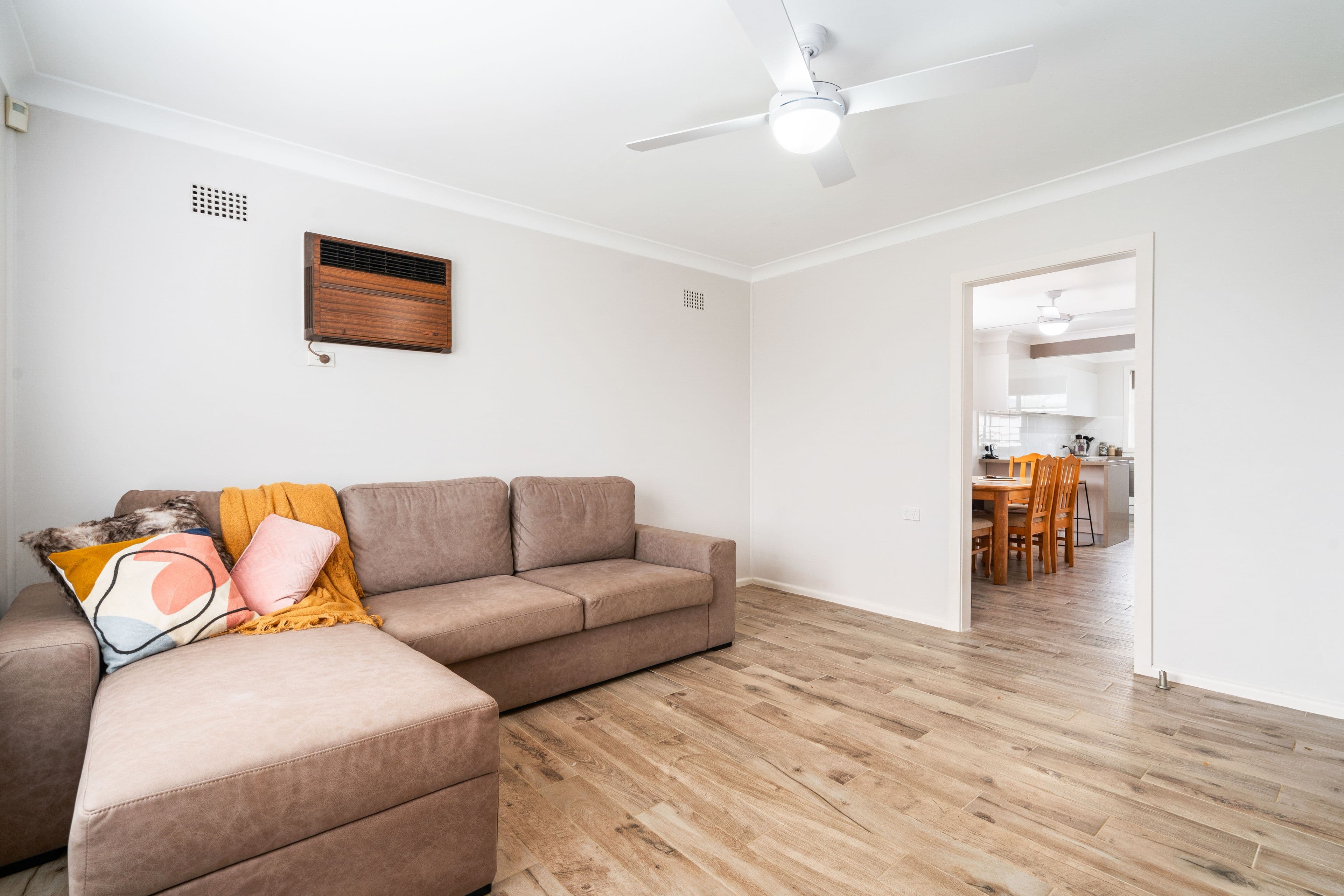 23 Welwyn Road, Canley Heights NSW 2166, Canley Heights - Thumbnail 3