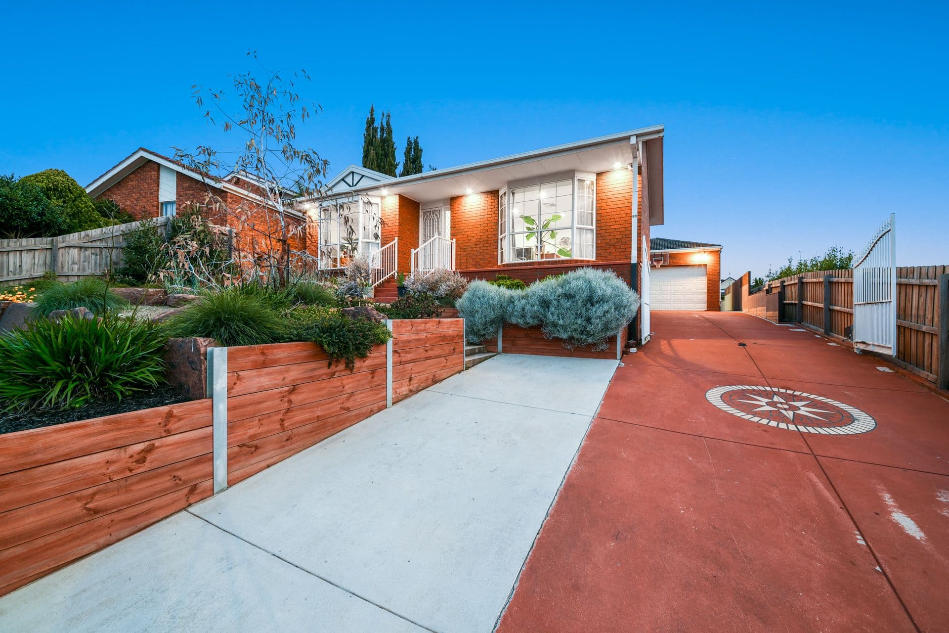 90 Avebury Drive, Berwick VIC 3806, Berwick - Thumbnail 2