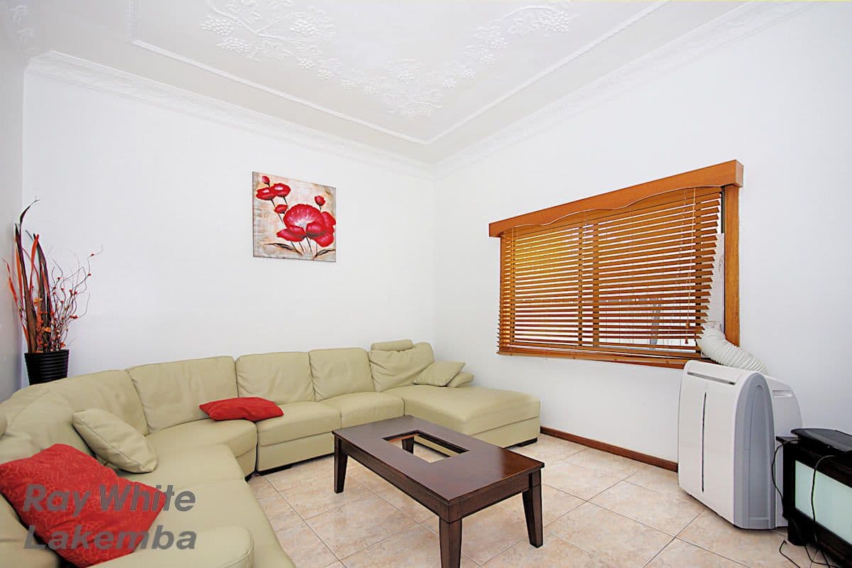 25 Urunga Parade, PUNCHBOWL NSW 2196, Punchbowl - Thumbnail 6