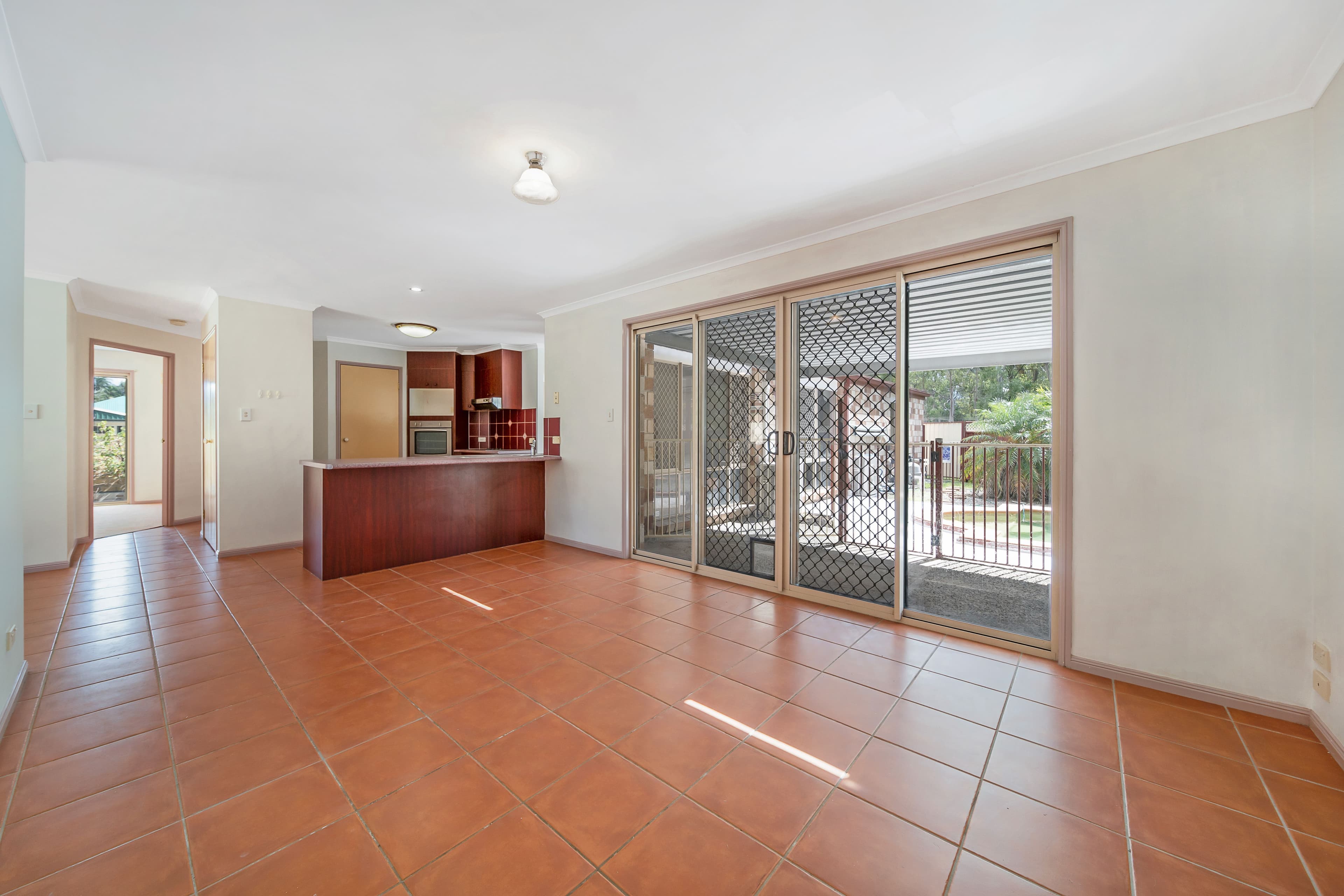 94 Regency Drive, Regents Park QLD 4118, Regents Park - Thumbnail 3