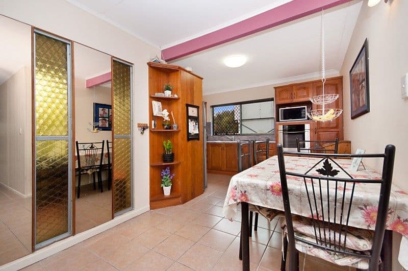 25 Merryl Street, RASMUSSEN QLD 4815, Rasmussen - Thumbnail 5